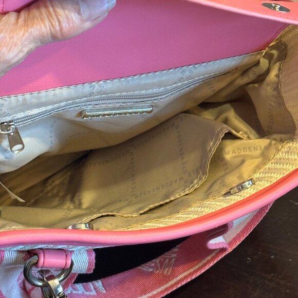Steven Madden Pink & White Woven Crossbody Bag With Adj Strap & Interior Pockets - Picture 6 of 15